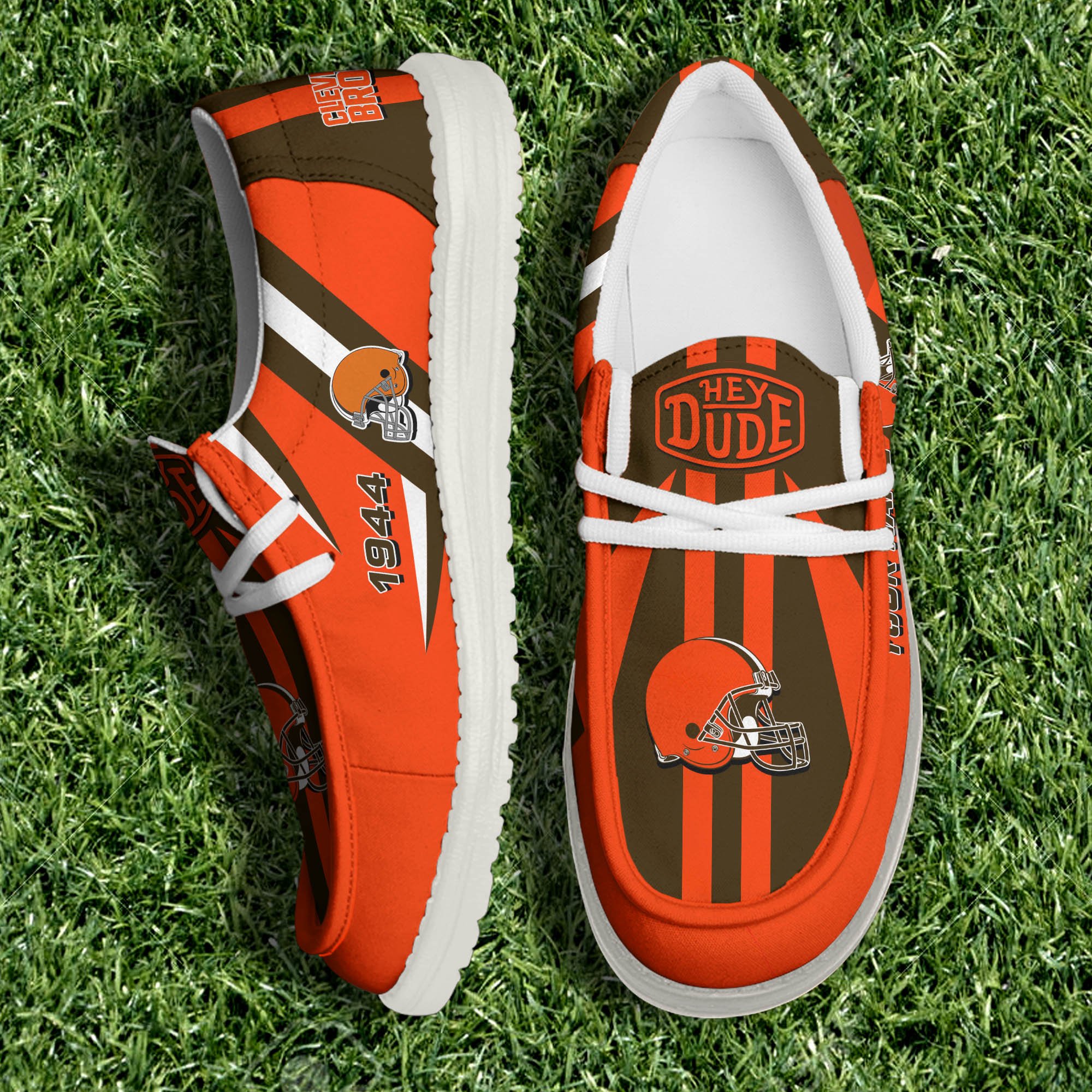 JWFancy Cleveland Browns Hey Dude Shoes Wally Men's Lace Up Loafers Comfortable For Men And Women
